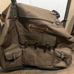 Mud River Insulated Kennel cover